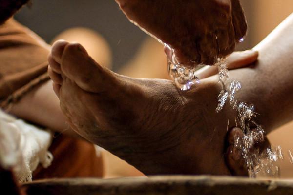 ԻՆՉՈ՞Ւ ԾԱՌԱՅԵԼ  ՏԵՐԵՐԻ  ՏԻՐՈՋԸ